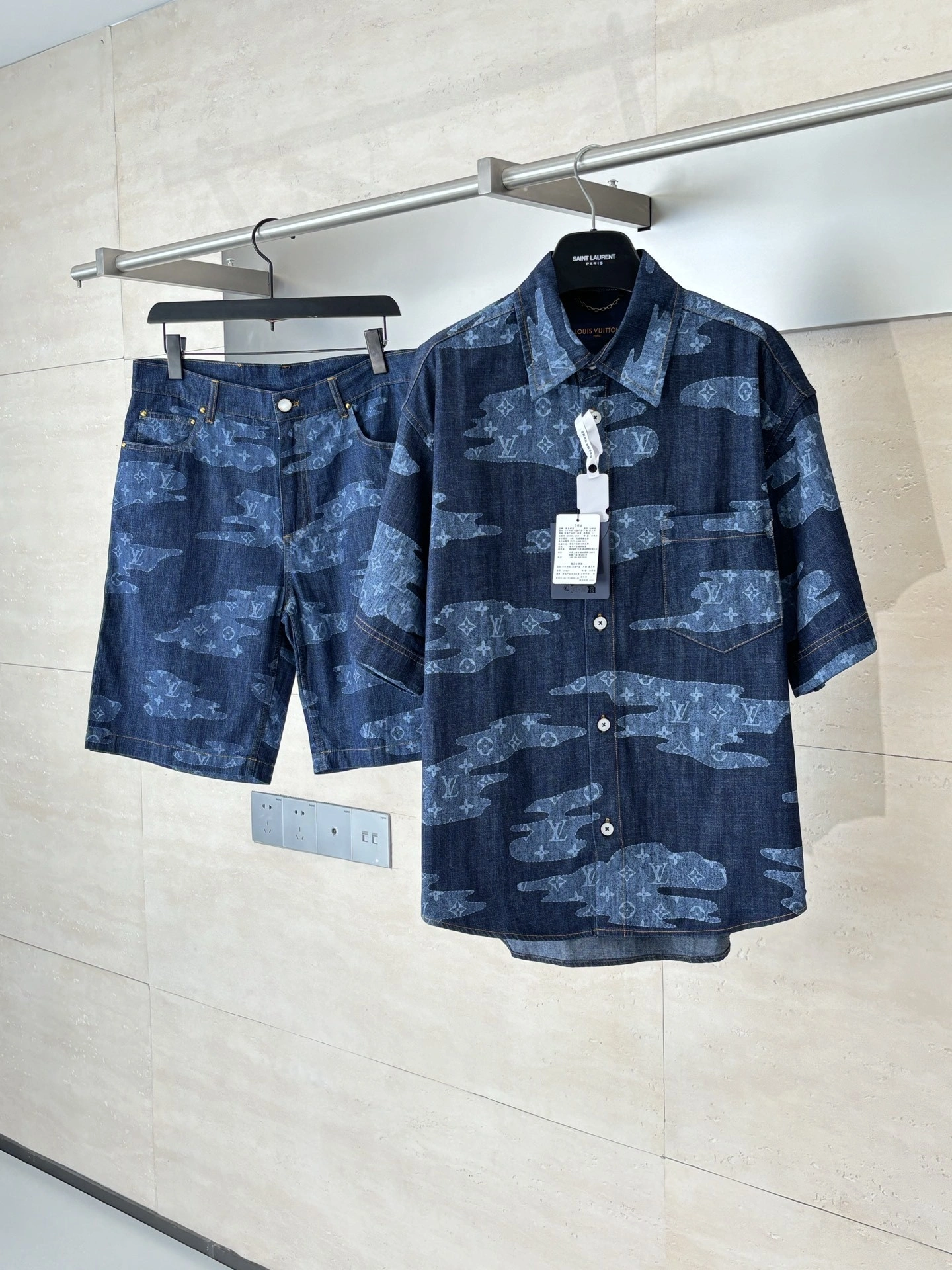 wg.luxury-- 8V Nigo oversize item:E-F363I0603